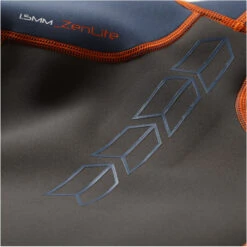 Gill Junior Zenlite 1.5mm Flatlock Neoprene Top -Mystic || Rip Curl || GILL Shop 32712 Gill Junior Zenlite 1.5mm Flatlock Neoprene Top 5003J Ocean Steel Grey 4.700x700