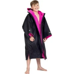 Dryrobe Advance Junior Short Sleeve Change Robe V3 -Mystic || Rip Curl || GILL Shop 35744 202320Dryrobe20Advance20Junior20Short20Sleeve20Changing20Robe20KS20DA20 20Black20Pink20A6.700x700