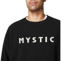 Mystic The Heat Box Crew -Mystic || Rip Curl || GILL Shop 41720 202220Mystic20Mens20The20Heat20Box20Crew2035104.23005120 20Black20Model20Close20Up.700x700