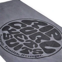 Rip Curl Surf Series Packable Towel -Mystic || Rip Curl || GILL Shop 44700 202320Rip20Curl20Surf20Series20Packable20Towel20008MTO20 20Black203a.700x700