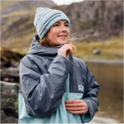 Gill Aqua Parker Change Robe -Mystic || Rip Curl || GILL Shop 44819 202320Gill20Aqua20Parker20Change20Robe20502420 20Ash20Eggshell20Lifestyle203.700x700