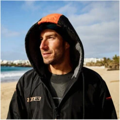 Zone3 Recycled Parka Changing Robe 6 Zone3 Recycled Parka Changing Robe -Mystic || Rip Curl || GILL Shop 45388 202320Zone320Recycled20Parka20Changing20Robe20CW23URPCR10120 20Black2020Grey2020Orange.700x700